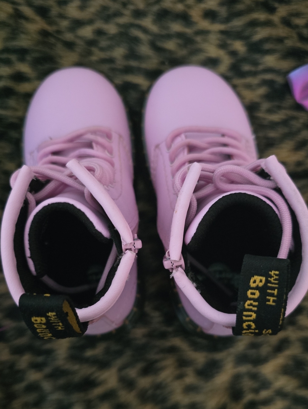 TODDLER DR. MARTEN PINK BOOTS - Picture 4 of 5